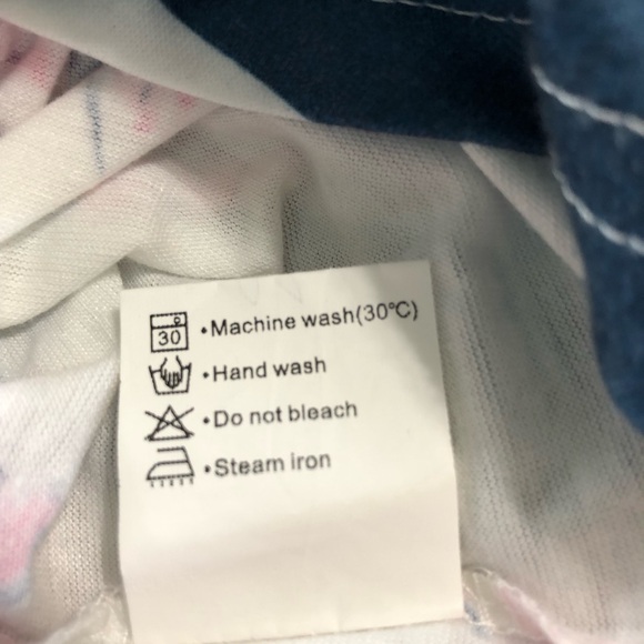 Ceasikery Women’s 3/4 Length Sleeve Top - Picture 7 of 8